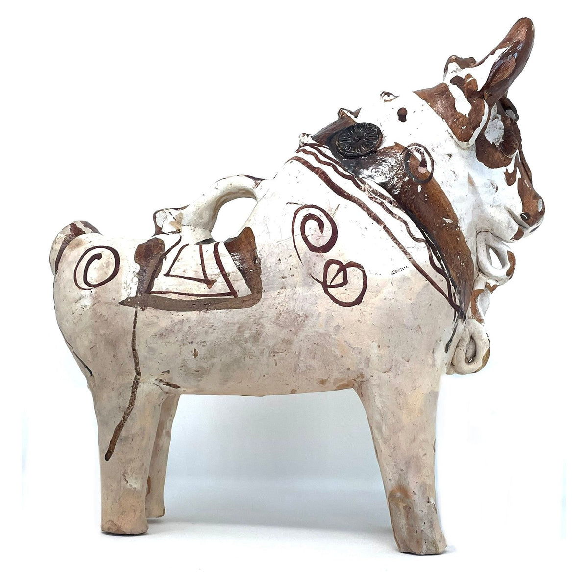 Vintage Pucará Folk Art Bull with Cream/Off-White Coloration from Peru Measuring 11 Inches Tall by 11.5 Inches Long