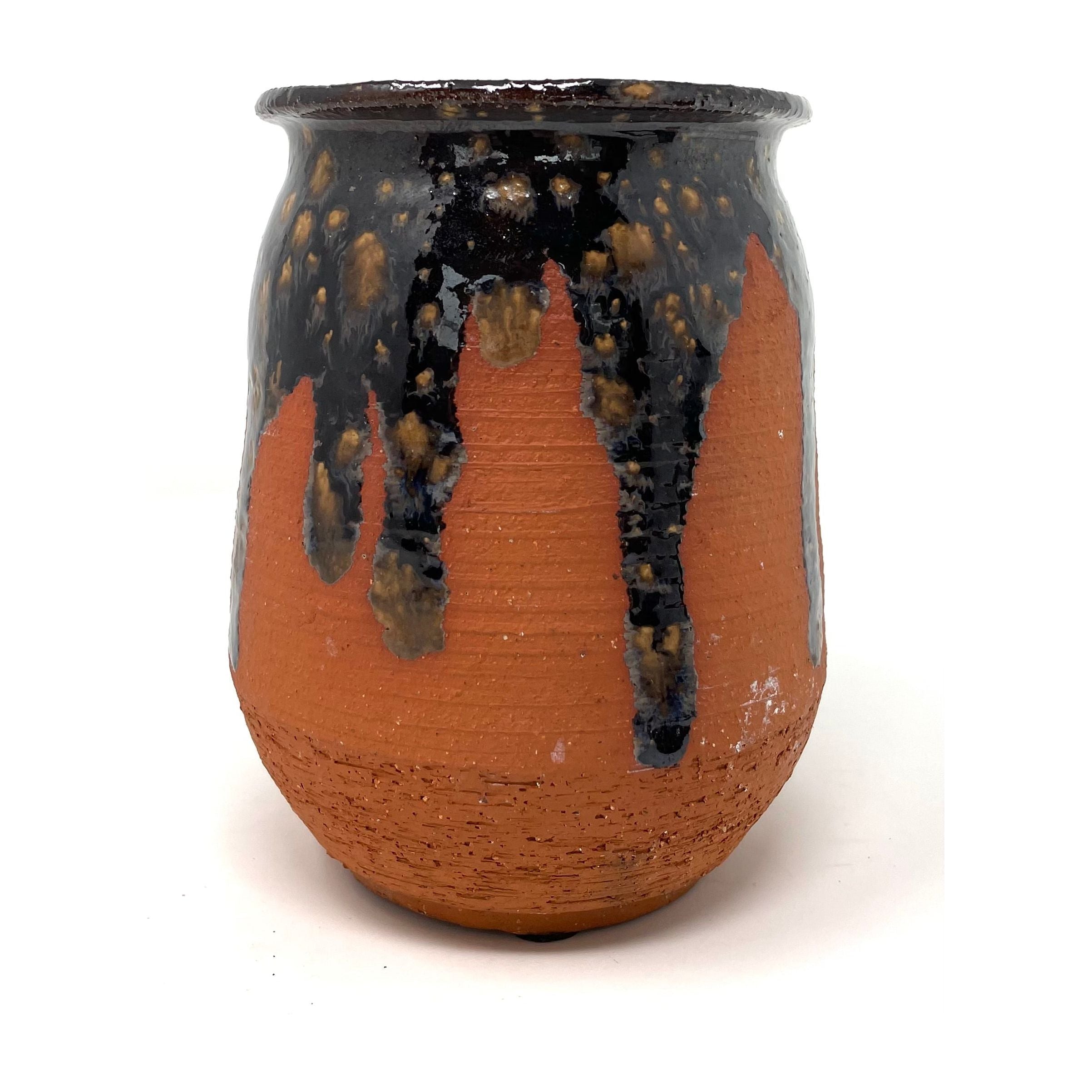 STUDIO POTTERY – Our Taste Design
