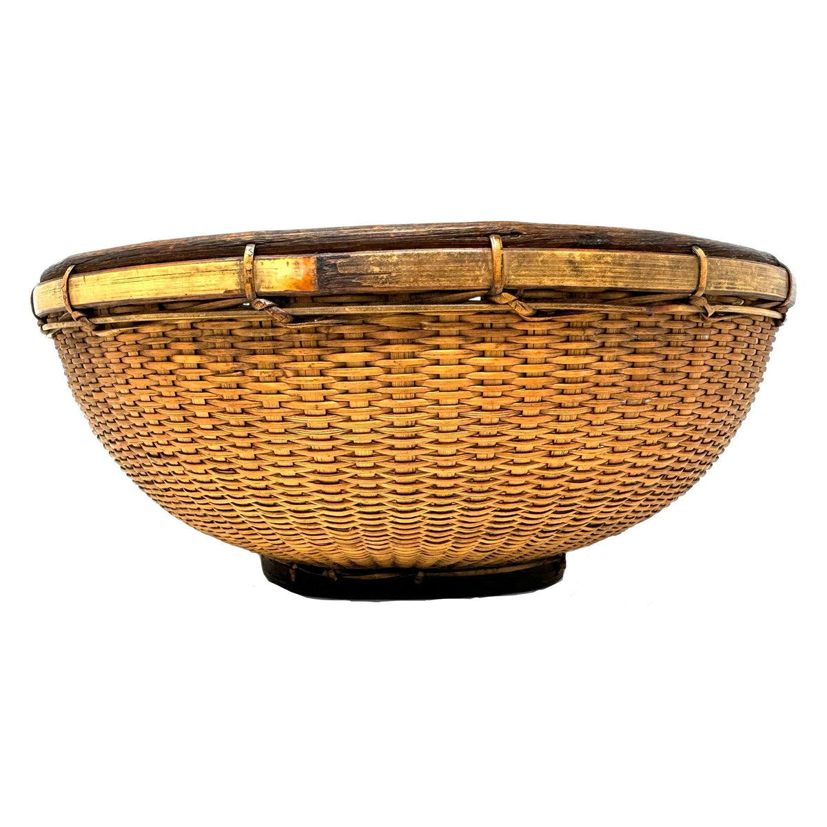 Vintage Philippine Large Round Grain Labba Basket