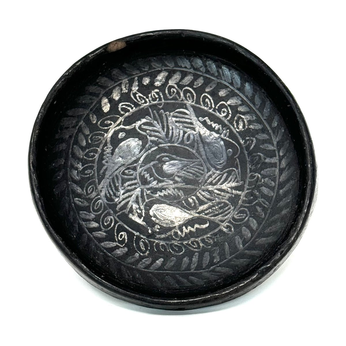 Vintage Doña Rosa Barro Negro Round Decorative Saucer with Four Birds, Signed - 3.87" Diam X .62" H